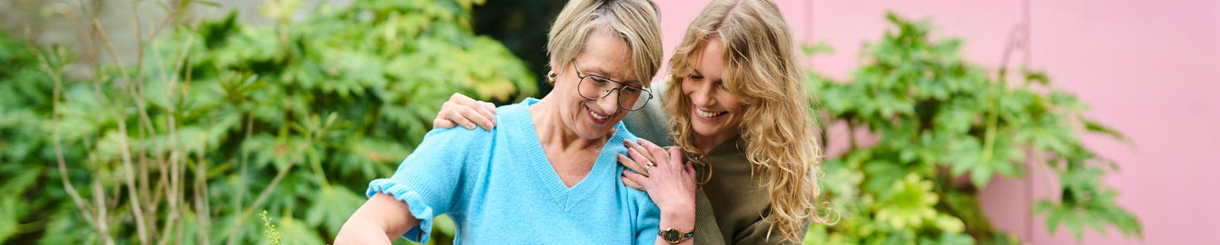 Moeder en dochter gezellig moment samen